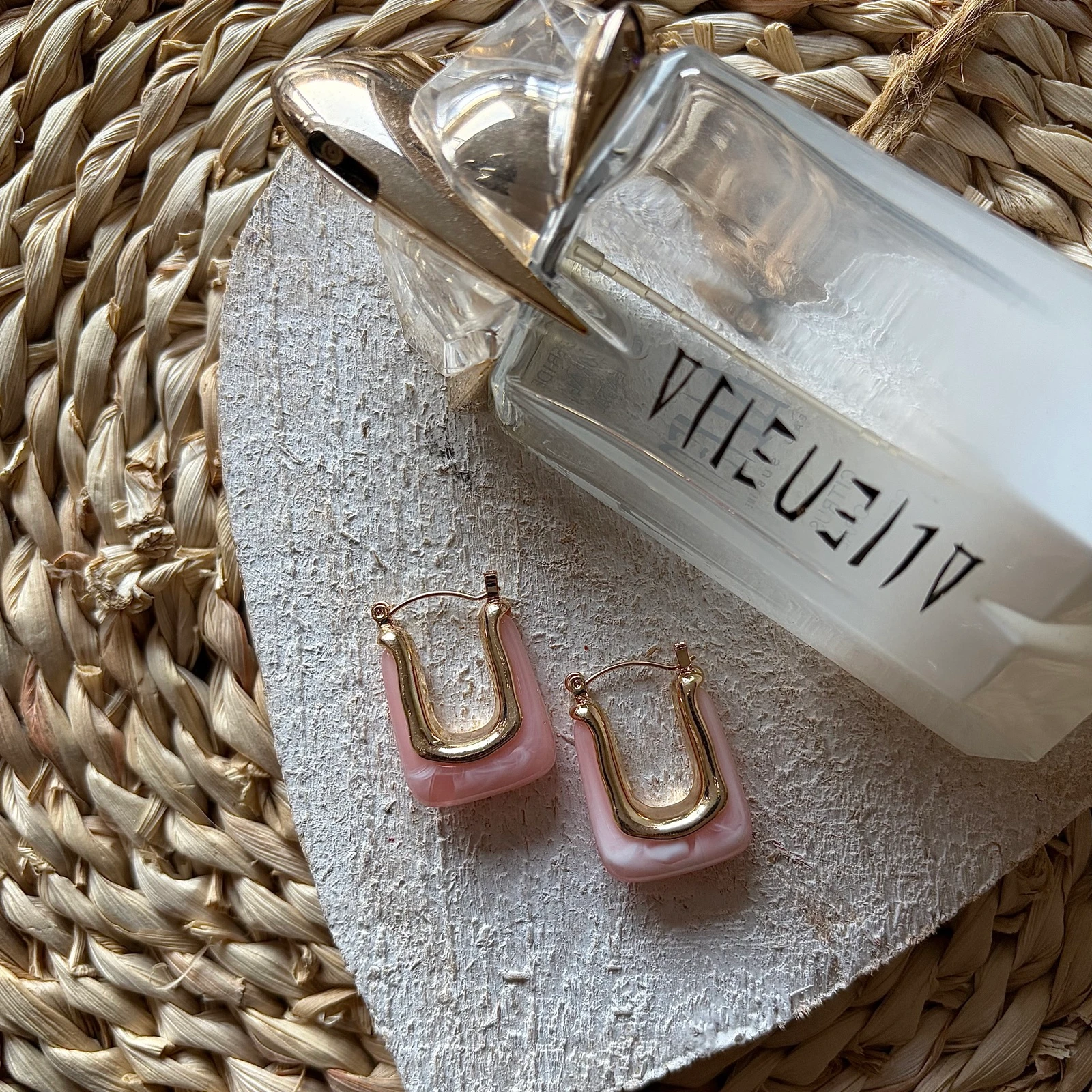 Pink - gold-colored earrings – photo 2